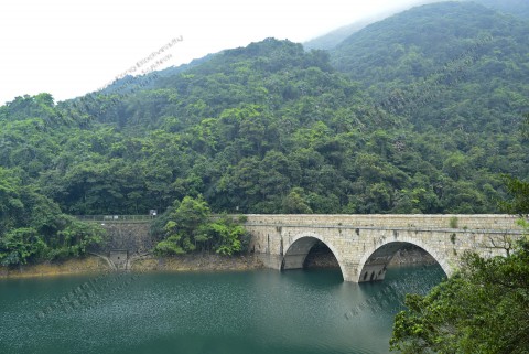 水塘 Reservoir